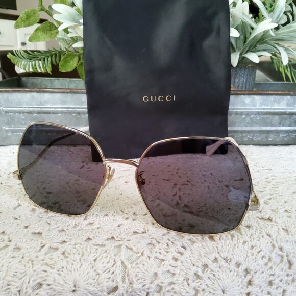 Gucci GG972S Oversized Geometric Square Sunglasses White Gold Metal Frame Italy main image 6